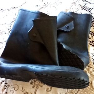 Vintage water proof gouloshes